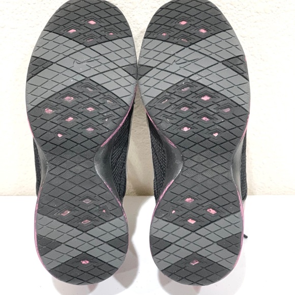 NIKE AIR Black/Hot Pink Walking Shoe (size: 7.5) - Picture 16 of 16